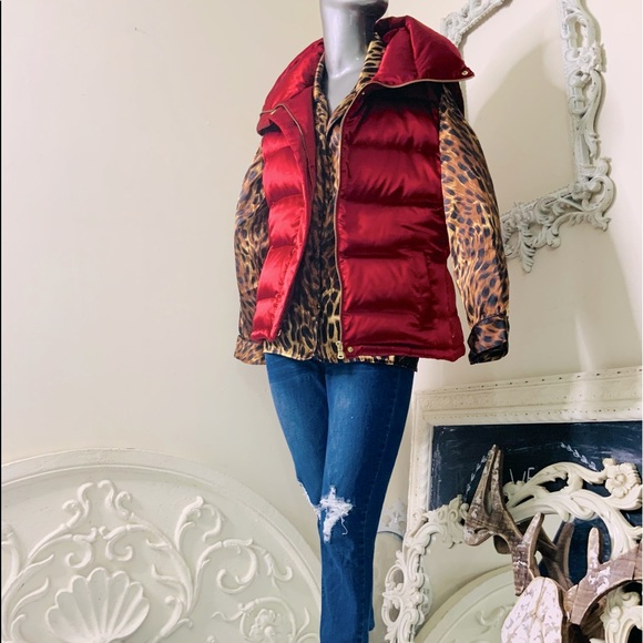 Claret Red Down High Zip Puffer Vest - Picture 5 of 12